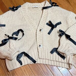 Chunky Cream Knit Sweater with Black Accents